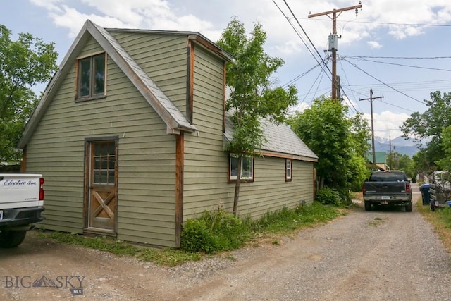 326 S 5th St, Livingston, MT 59047 - view of side of home with dirt driveway