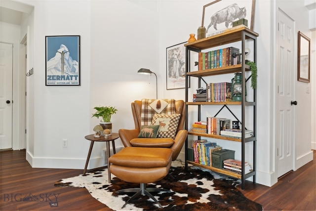 25 W Dooley Ln, Belgrade, MT 59714 - sitting room featuring wood finished floors
