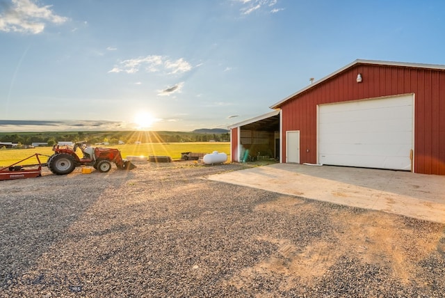 181 Pheasant Ln, Belgrade, MT 59714 - garage featuring a detached garage and dirt driveway
