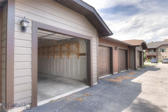 2221 Willow Unit 201-B, Livingston, MT 59047 - view of garage