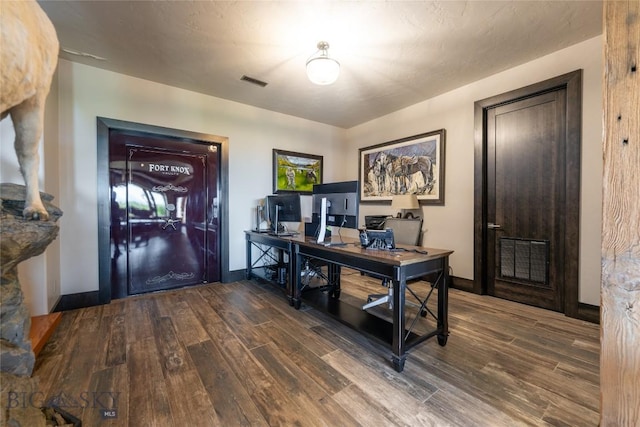 155 Peacemaker Ridge Rd, Belt, MT 59412 - home office with wood finished floors and baseboards