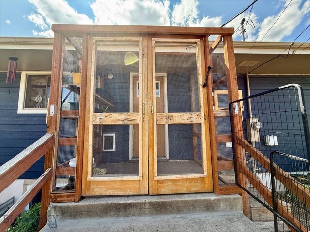 2030 Adams Ave, Butte, MT 59701 - entrance to property
