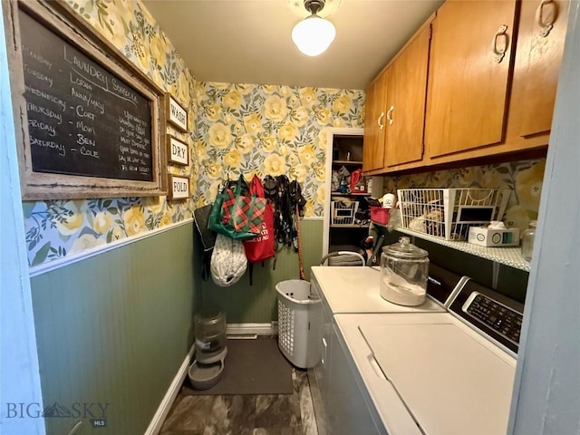 2030 Adams Ave, Butte, MT 59701 - laundry room featuring washer and dryer, wallpapered walls, and cabinet space