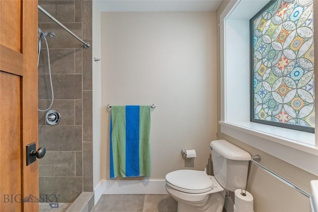 425 S Yellowstone St, Livingston, MT 59047 - bathroom featuring a tile shower and tile patterned flooring