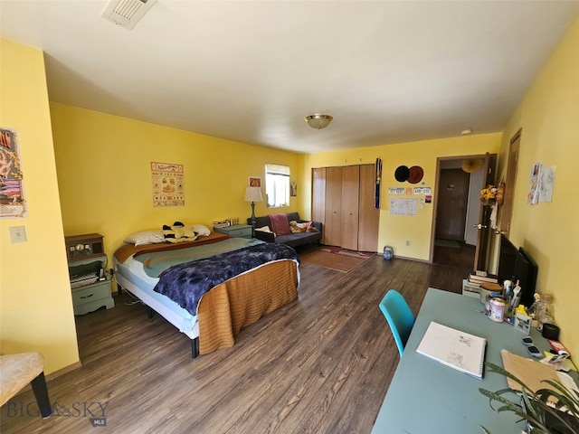 1769 W Kagy Blvd, Bozeman, MT 59715 - bedroom with wood finished floors and a closet