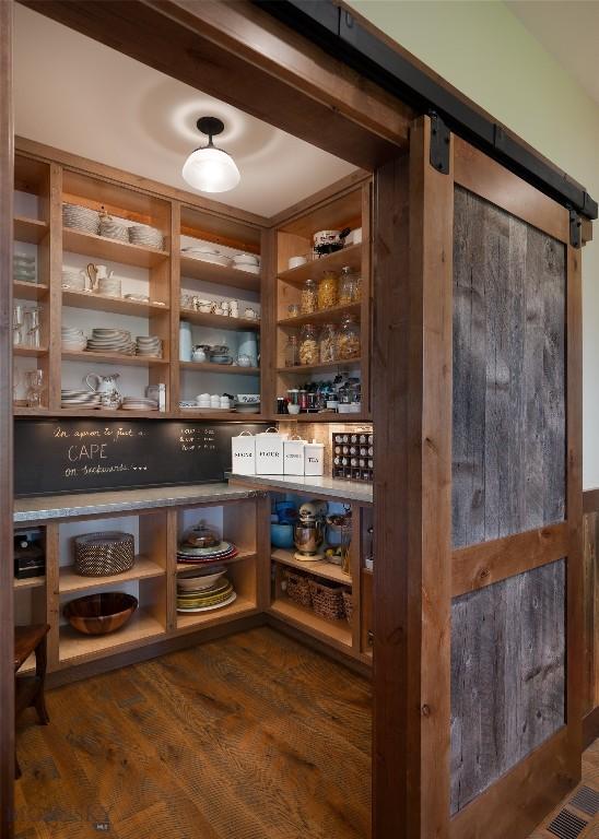 1400 Cottontail Rd, Gallatin Gateway, MT 59730 - view of pantry