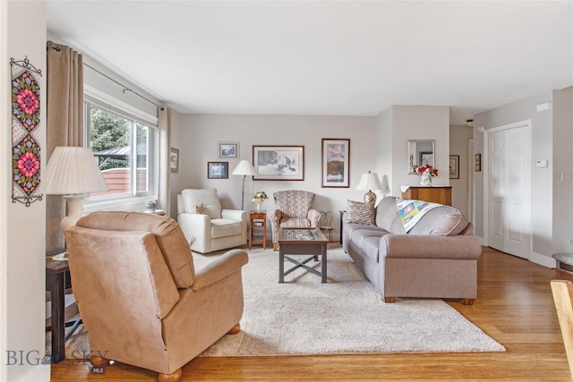 1406 Gilman Ave, Butte, MT 59701 - living area with wood finished floors