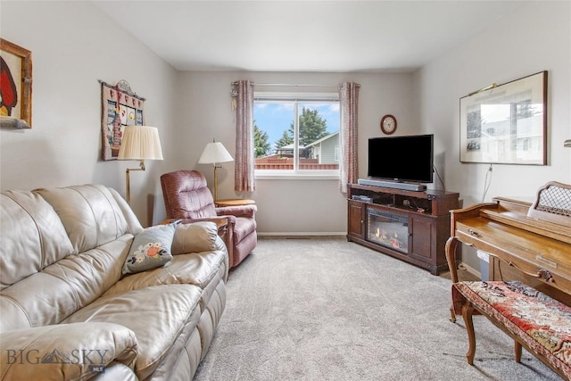 1406 Gilman Ave, Butte, MT 59701 - living room featuring light colored carpet and baseboards
