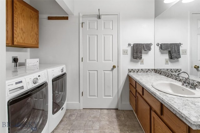 1406 Gilman Ave, Butte, MT 59701 - laundry room with a sink and washing machine and dryer