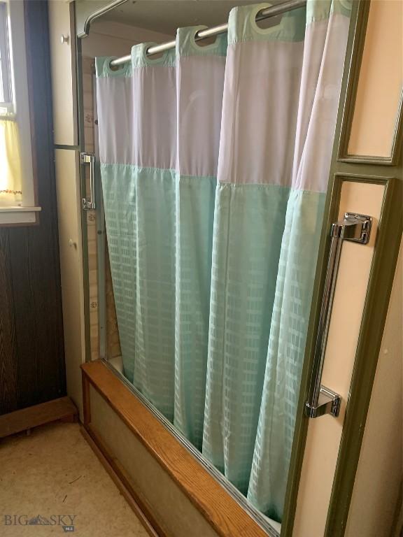 1813 Adams Ave, Butte, MT 59701 - full bathroom with shower / bathtub combination with curtain