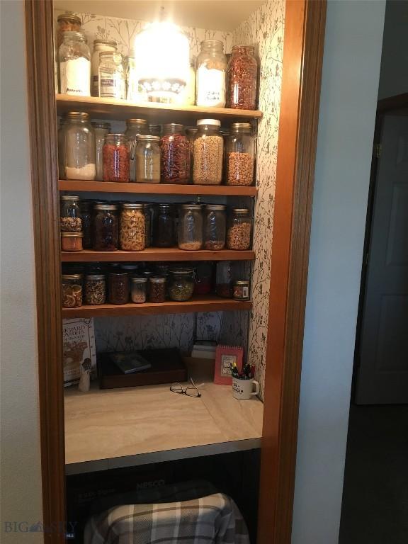 513 Burnham Pl, Helena, MT 59601 - view of pantry