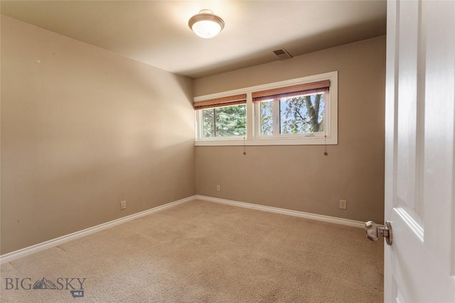 1416 W Gold St, Butte, MT 59701 - carpeted empty room featuring baseboards