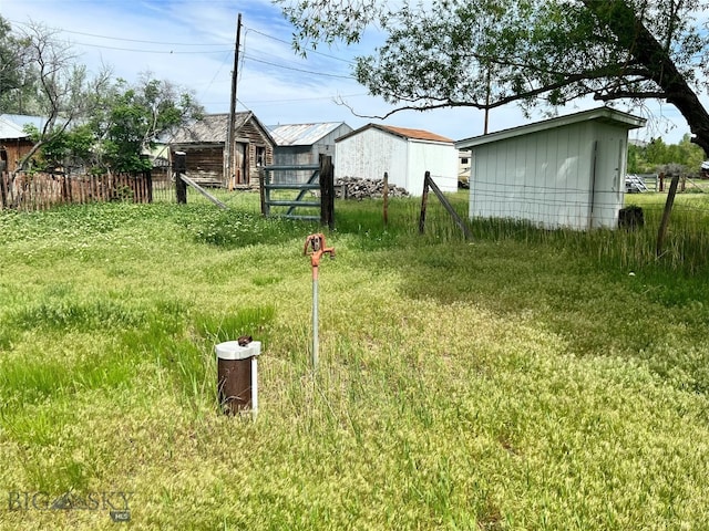 60 E Old Town Main St, Three Forks, MT 59752 - view of yard