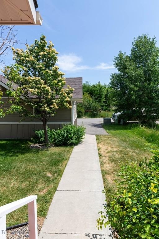 332 N Cottonwood Rd Unit F, Bozeman, MT 59718 - view of green lawn