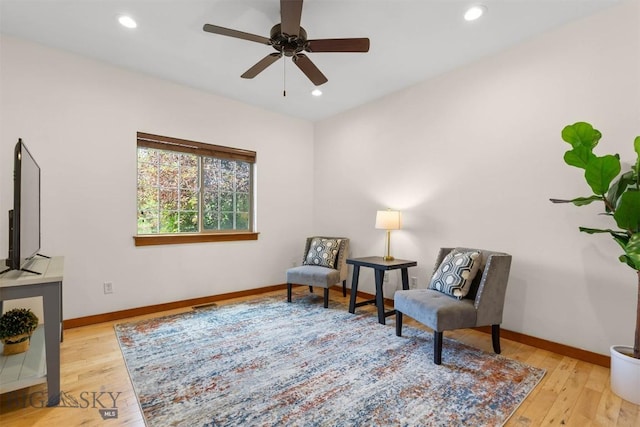 332 N Cottonwood Rd Unit F, Bozeman, MT 59718 - living area with light wood-type flooring, ceiling fan, and recessed lighting