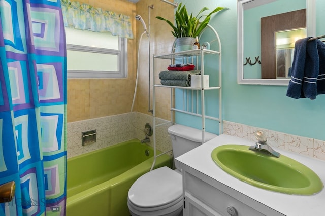1125 Webster Ln, Dillon, MT 59725 - full bathroom with shower / tub combo and vanity