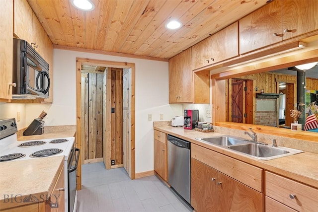 63921 Gallatin Rd, Gallatin Gateway, MT 59730 - photo 30