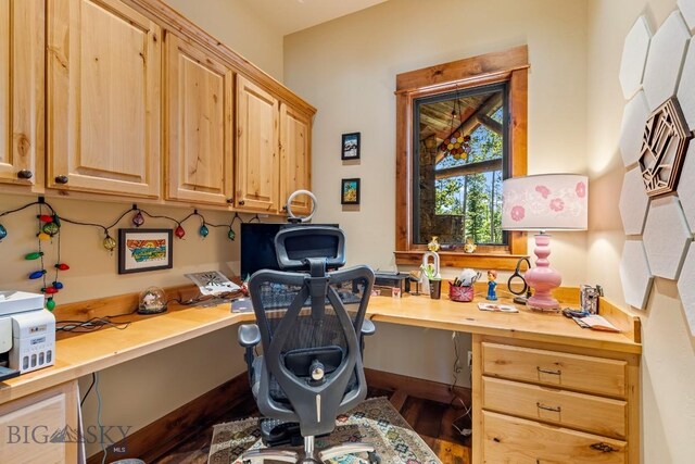 83 Peaks View Dr, Big Sky, MT 59718 - office area with built in study area and wood finished floors
