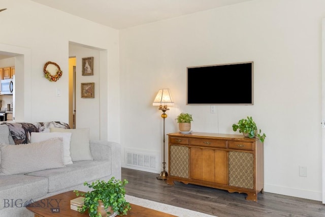 718 W Front, Livingston, MT 59047 - living room with wood finished floors and baseboards