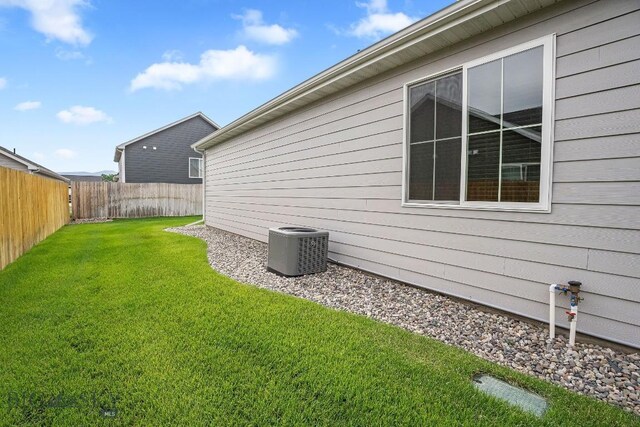 708 Pierre St, Belgrade, MT 59714 - view of yard