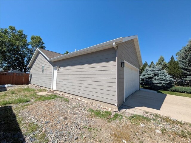 477 W River Rock, Belgrade, MT 59714 - view of side of property with driveway