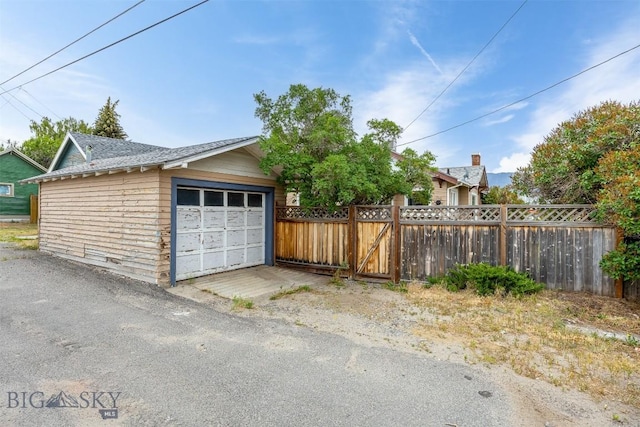 1039 Placer St, Butte, MT 59701 - view of detached garage