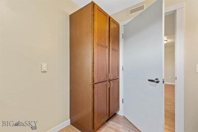 210 S Cottonwood Rd Unit 308, Bozeman, MT 59718 - hallway featuring light wood-style flooring and baseboards