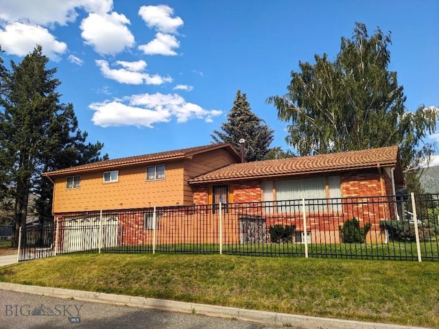 2040 Adams, Butte, MT 59701 - photo 1