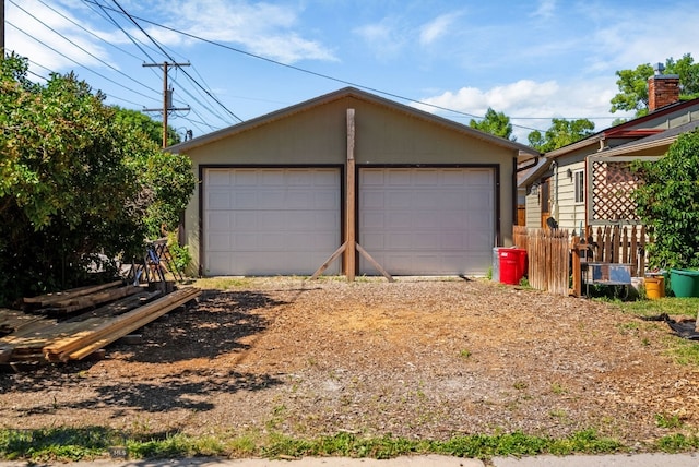 606 S Washington St, Dillon, MT 59725 - view of detached garage