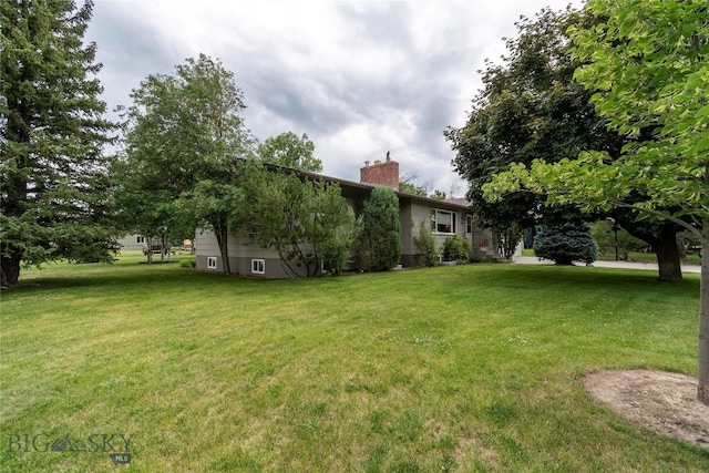 201 W 8th Ave, Big Timber, MT 59011 - view of green lawn
