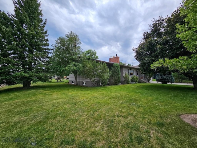201 W 8th Ave, Big Timber, MT 59011 - view of green lawn