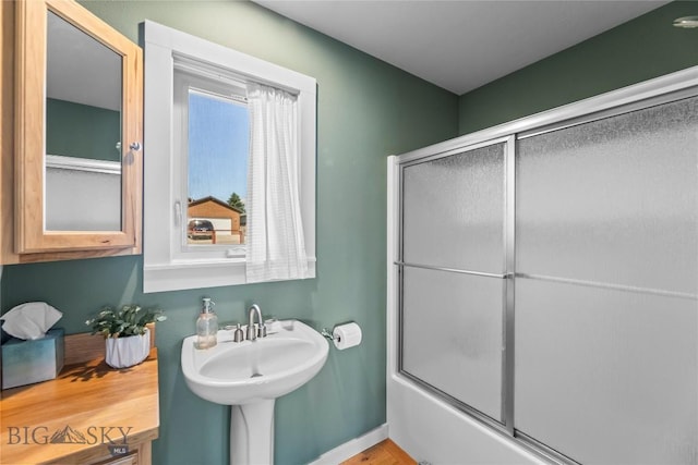 818 N 13th St, Livingston, MT 59047 - bathroom with enclosed tub / shower combo