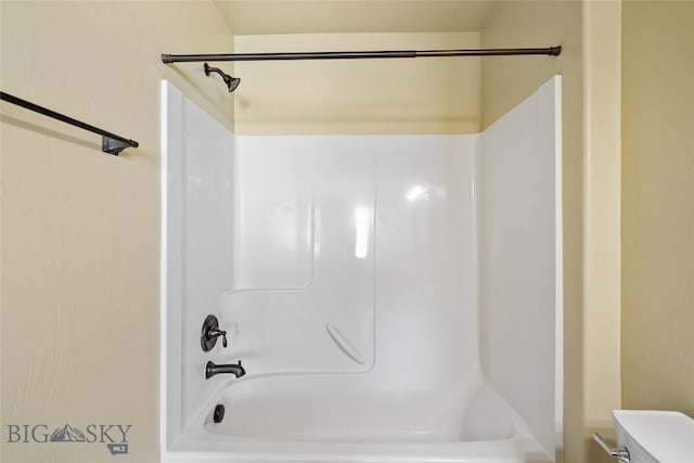 1705 Ingomar Blvd, Belgrade, MT 59714 - bathroom featuring tub / shower combination