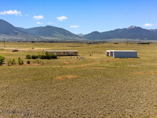 20 Black Hawk, Livingston, MT 59047
