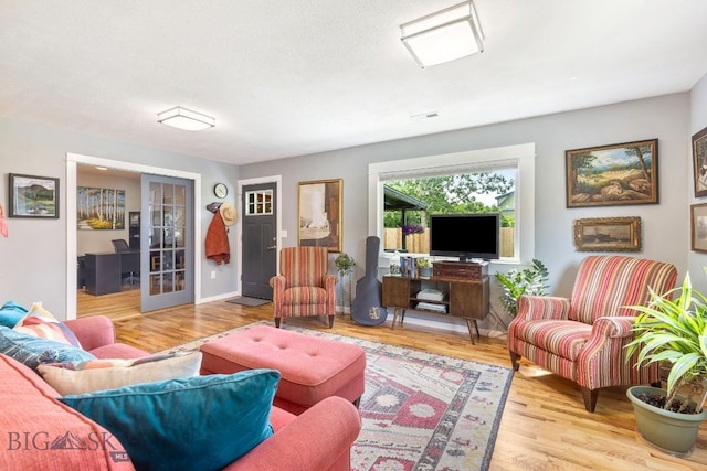 2 Harris Pl, Livingston, MT 59047 - living area with wood finished floors