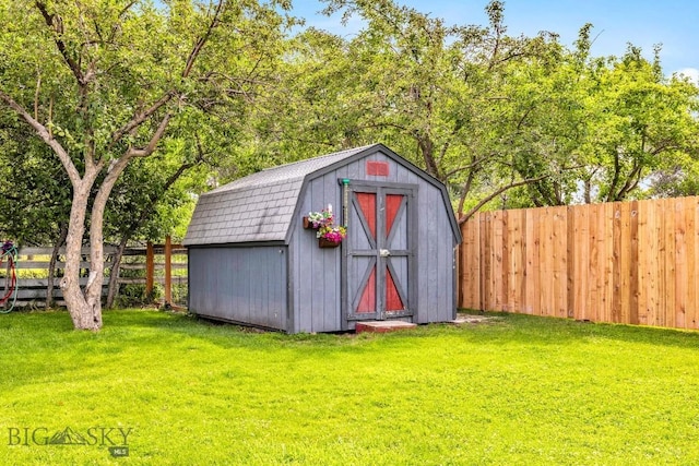 2 Harris Pl, Livingston, MT 59047 - view of shed with a fenced backyard