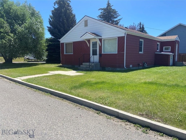 1120 A St, Butte, MT 59701 - bungalow with a front yard and crawl space