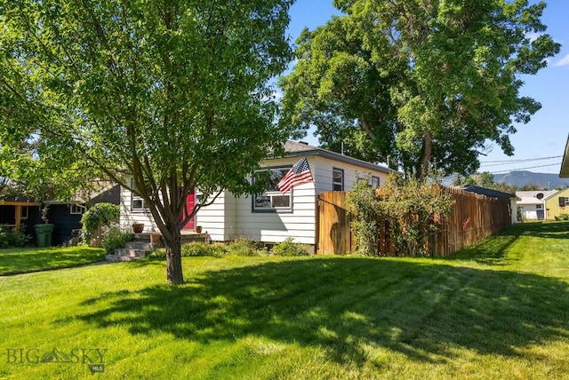 531 N Main St, Livingston, MT 59047 - view of yard