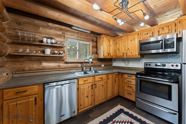 537 Jardine Rd, Jardine, MT 59030 - photo 9
