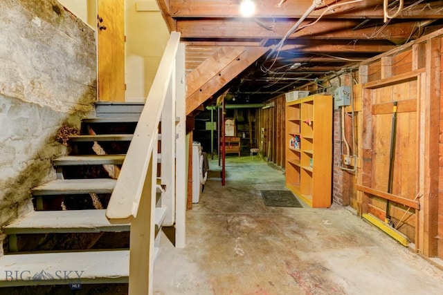 511 W Babcock, Bozeman, MT 59715 - unfinished below grade area featuring washer / dryer and stairs