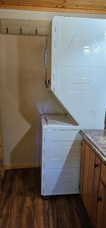 1105 S Boulder Rd, Cardwell, MT 59721 - laundry room with dark wood-type flooring and washer / clothes dryer