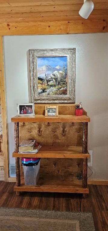 1105 S Boulder Rd, Cardwell, MT 59721 - detailed view of wood finished floors and baseboards
