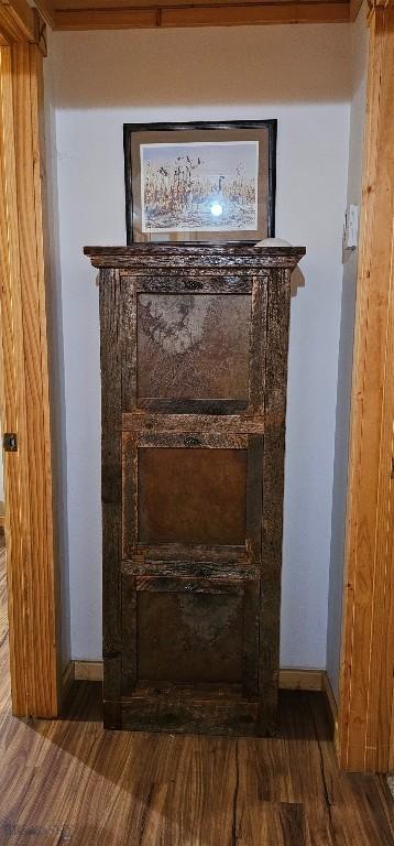 1105 S Boulder Rd, Cardwell, MT 59721 - detailed view of wood finished floors