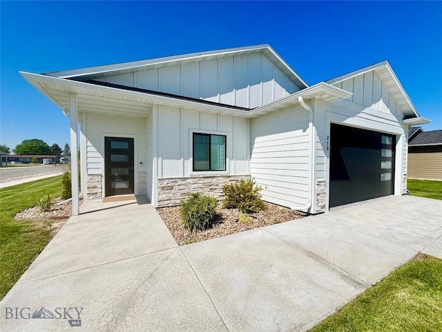 215 Johnson Ave, Dillon, MT 59725 - photo 3