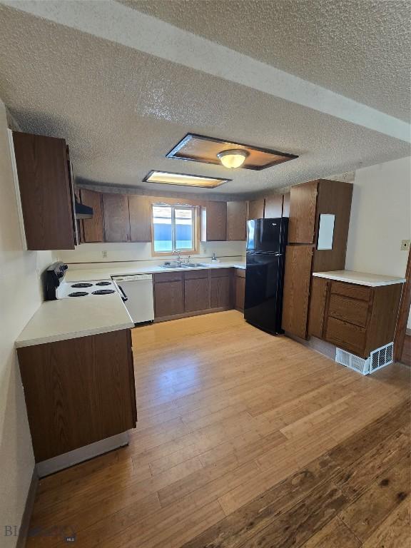 617 E Callender St, Livingston, MT 59047 - photo 14