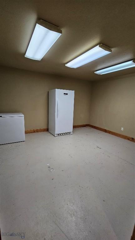 6310 W Dry Creek Rd, Manhattan, MT 59741 - photo 49