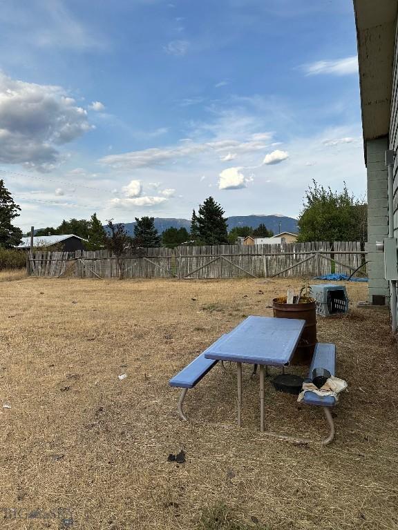 320 W Fagin St, Ennis, MT 59729 - photo 4