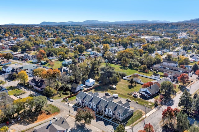 bird's eye view featuring a mountain view