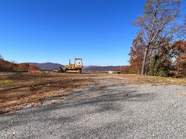 565 Misty Mountain Ln, Roanoke, VA 24012