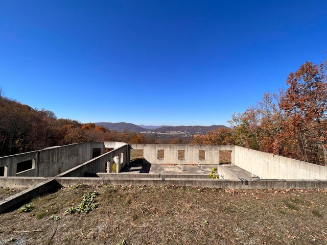 565 Misty Mountain Ln, Roanoke, VA 24012